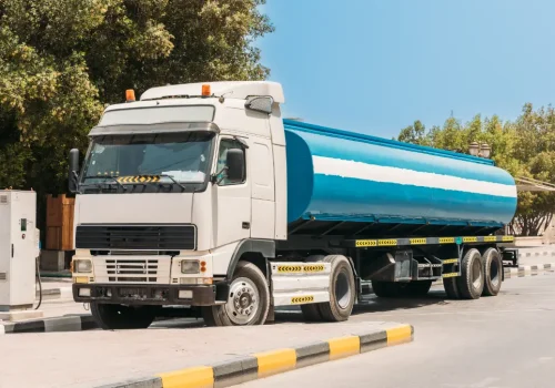 water-tank-trailer-unit-prime-mover-refuel-at-ga-2025-02-24-18-38-52-utc(1)
